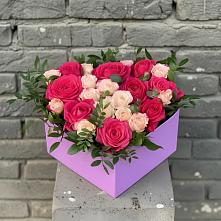 Цветочная композиция из Розы в коробке в Павловка Башкортостан