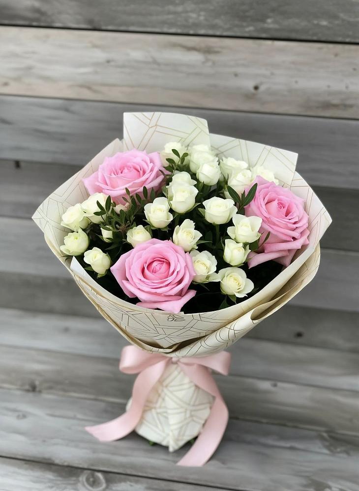 Букет цветов из: Розы в Павловка Башкортостан