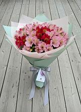 Букет цветов из:  Альстромерии в Павловка Башкортостан