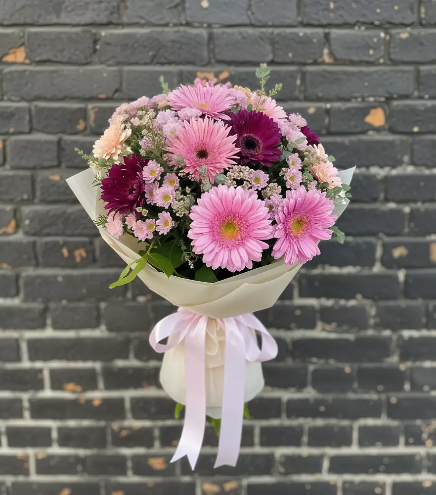 Букет цветов из: Герберы и Хризантемы в Павловка Башкортостан