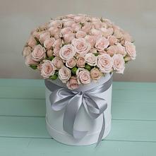 Цветочная композиция из Розы в шляпной коробке в Павловка Башкортостан