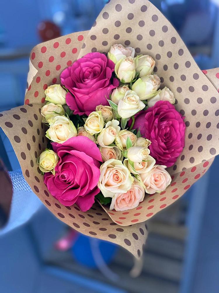 Букет цветов из: Розы в Павловка Башкортостан