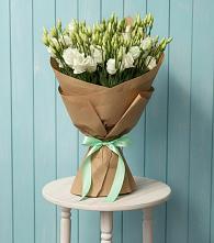 Букет цветов из:  Лизиантусы в Павловка Башкортостан