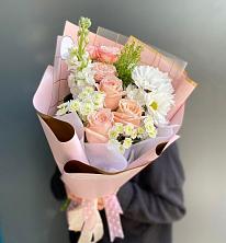 Букет цветов из:  Хризантемы и Розы в Павловка Башкортостан
