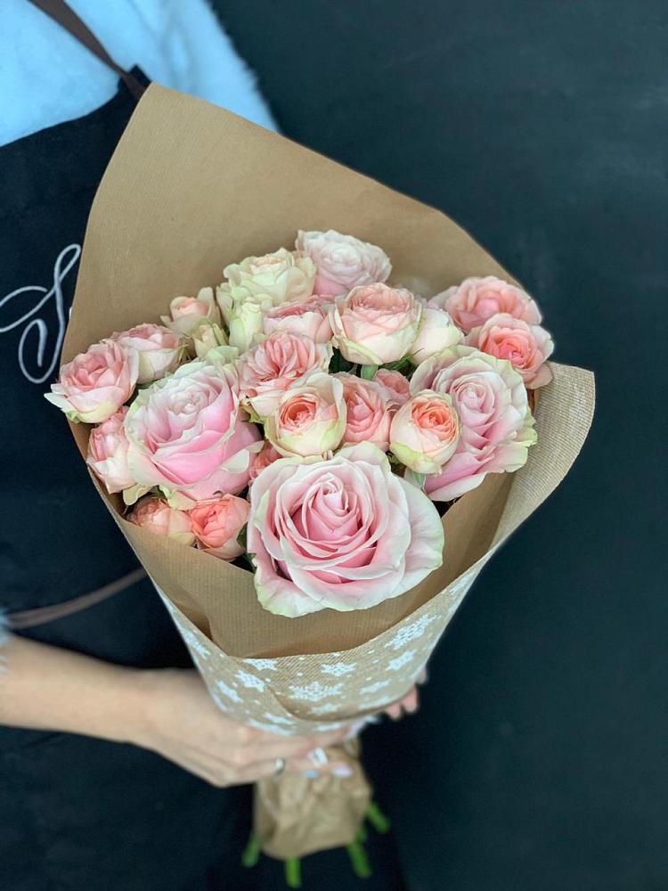 Букет цветов из: Хризантемы и Розы в Павловка Башкортостан