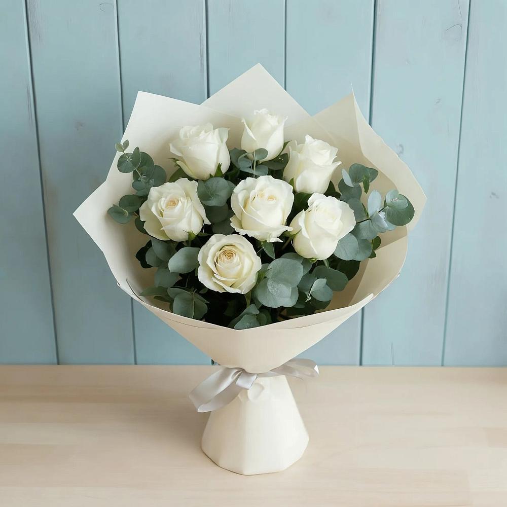 Букет Белые розы в Эвкалипте в Павловка Башкортостан