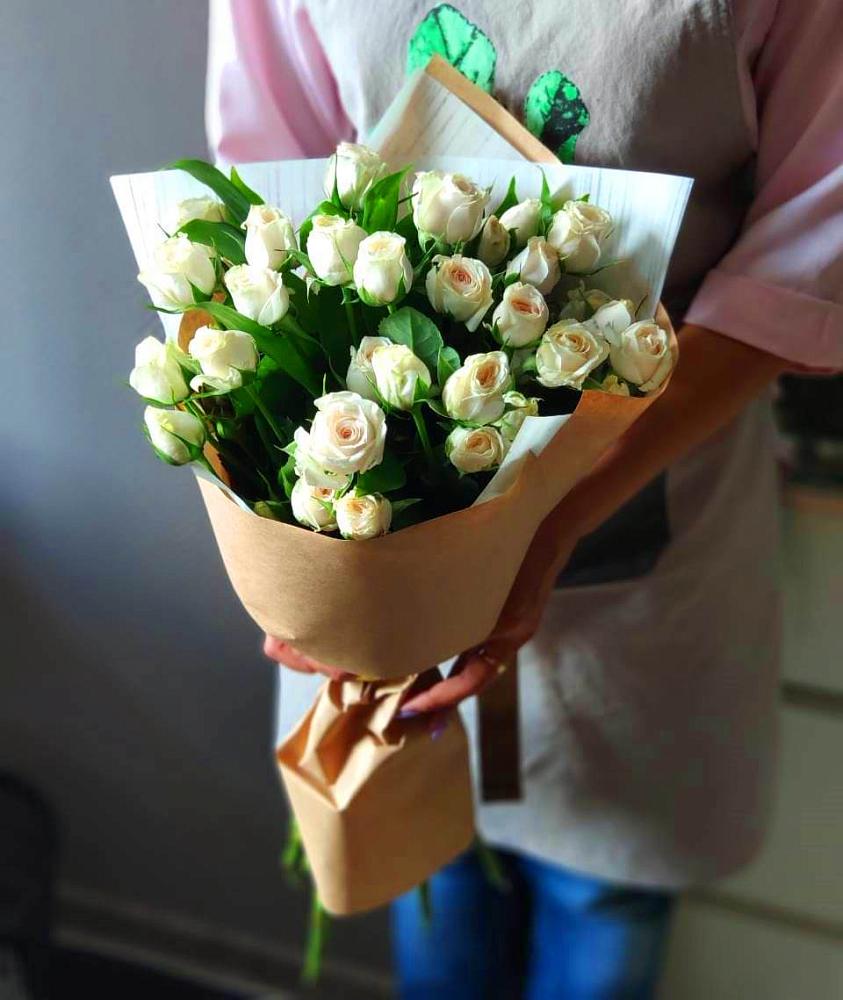 Букет цветов из: Розы в Павловка Башкортостан