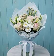 Букет цветов из:  Розы и Лизиантусы в Павловка Башкортостан