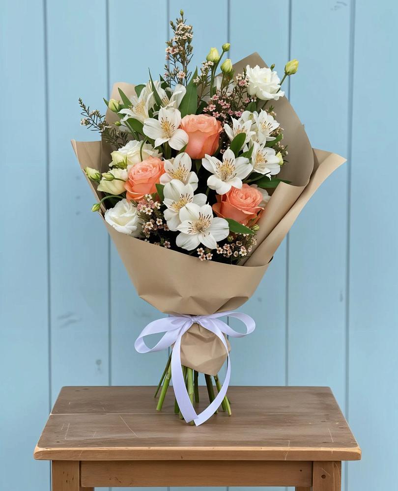 Букет цветов из: Альстромерии, Лизиантусы, Розы и Хризантемы в Павловка Башкортостан