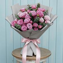 Букет цветов из:  Розы в Павловка Башкортостан